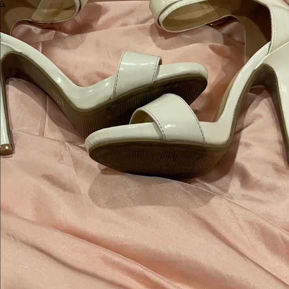 White Heels - Picture 3 of 5